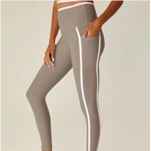 BNWT Beyond Yoga Spacedye New Moves High Waisted Midi Legging Birch/White S